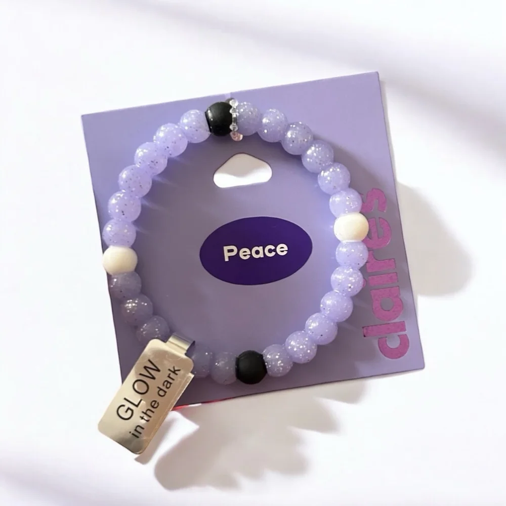 Women's Claire's Purple Glow in the Dark Bracelet - Picture 1 of 4